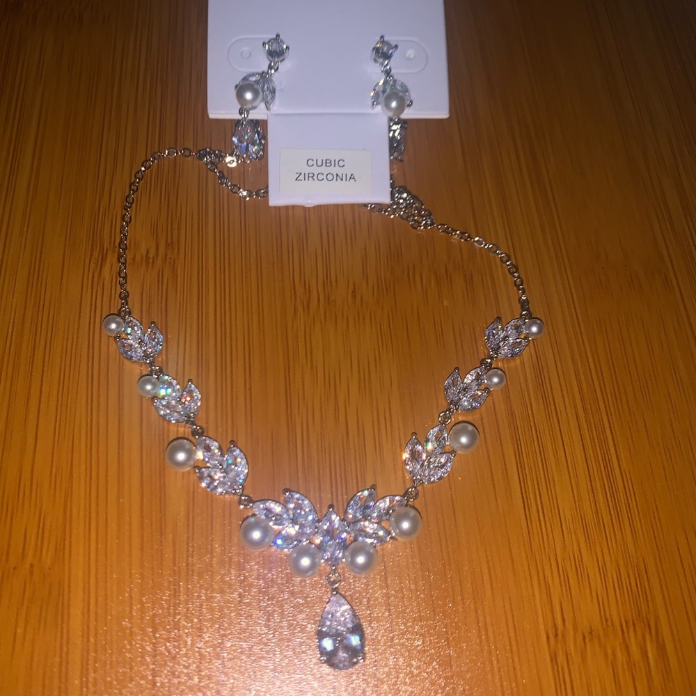 Earrings and an necklace
